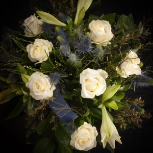 Dekorativer Rosen Blumenstrauss Boston - weiss - Snij Gereed produkt gemengd boeket - Blumen - 02216 - Certi