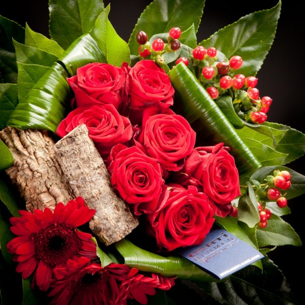 Gemischter Blumenstrauss Prag – rote – Snij Gereed produkt gemengd boeket – Blumen – 02266 – Certi